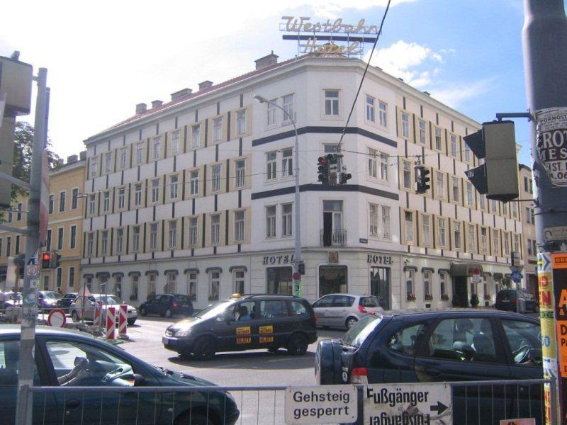 Hotel Westbahn Vienna Exterior photo